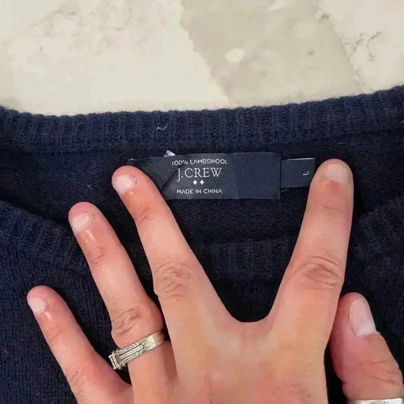 J. Crew 100% Lambswool Navy Blue Pullover  Crewneck Sweater Men's Large Preppy - Picture 4 of 6